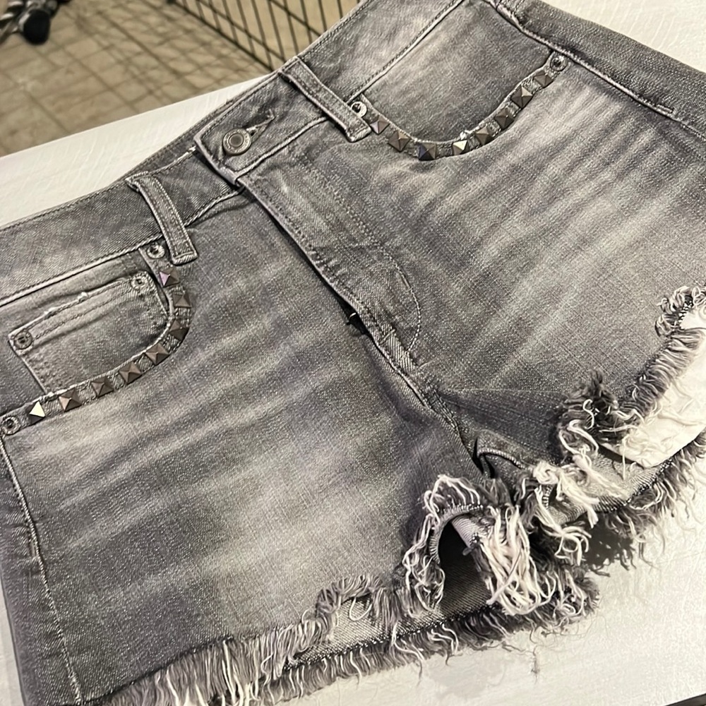 AMERICAN EAGLE SIZE 2